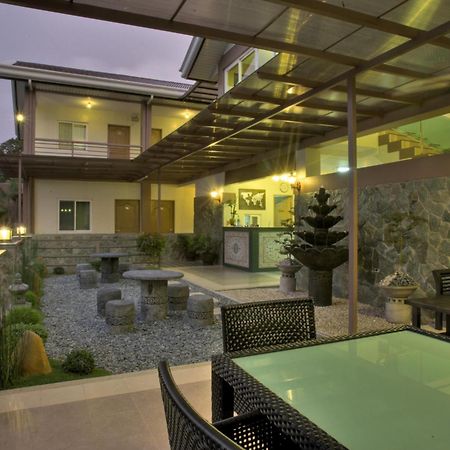 Hotel Tagaytay Wingate Manor Tagaytay City Exterior foto