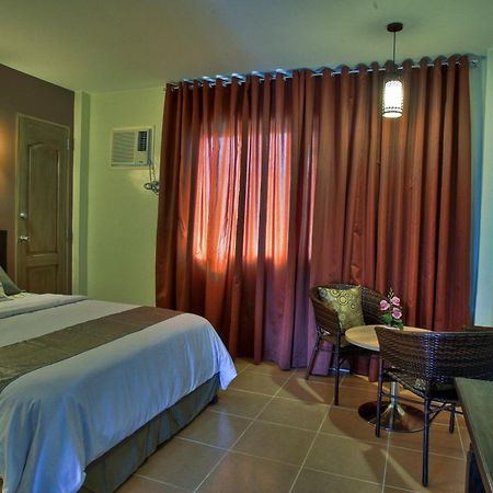Hotel Tagaytay Wingate Manor Tagaytay City Exterior foto