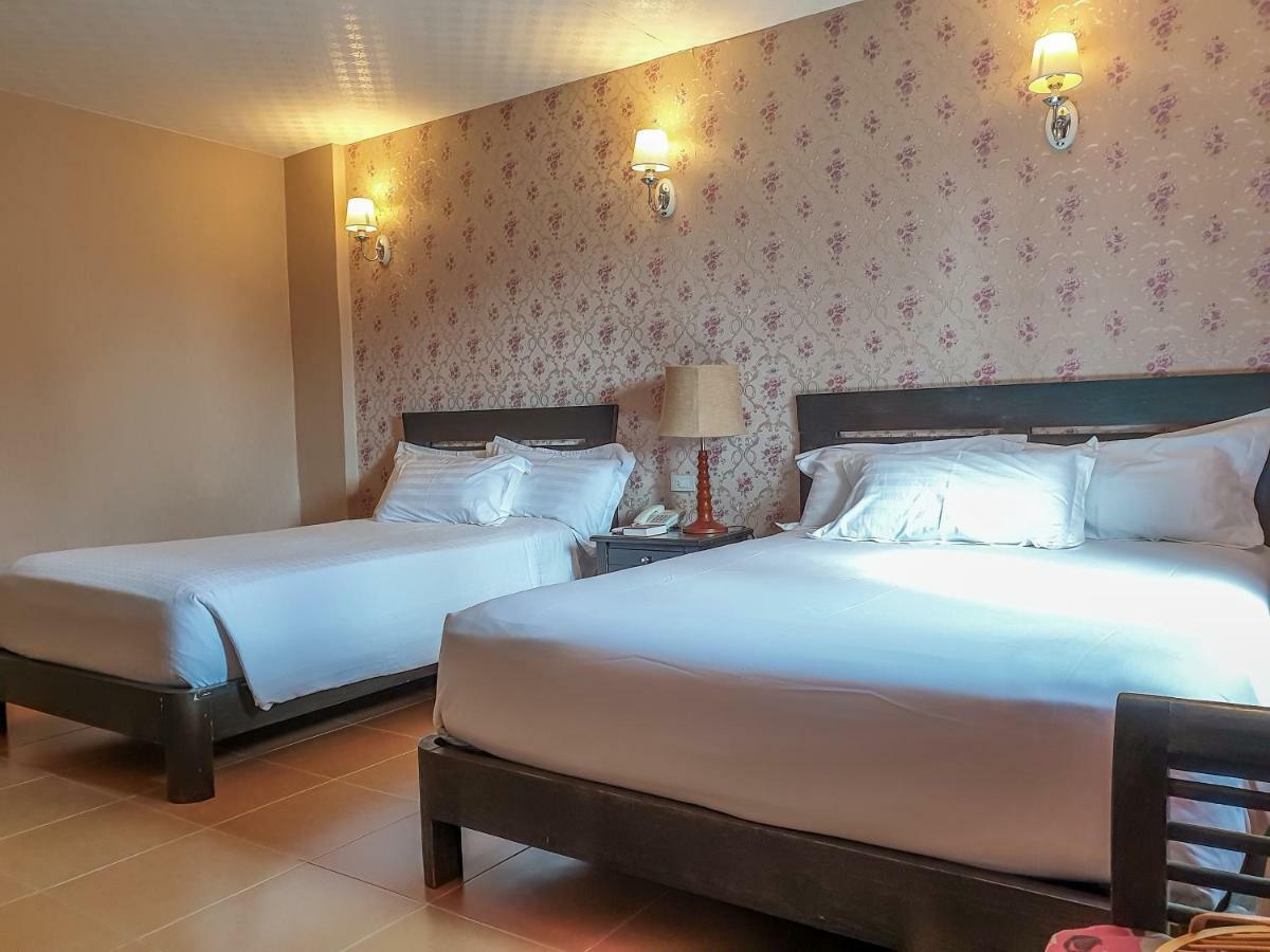 Hotel Tagaytay Wingate Manor Tagaytay City Exterior foto
